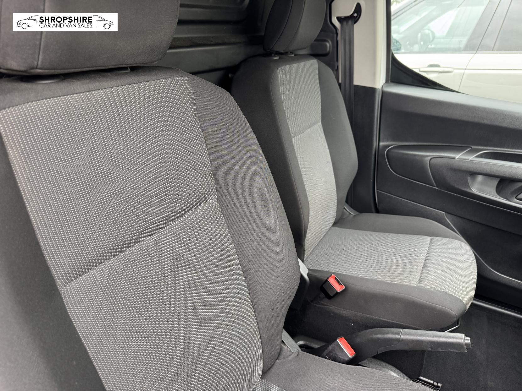 Vauxhall Combo 1.5 Turbo D 2300 Sportive Panel Van 4dr Diesel Manual L2 H1 Euro 6 (s/s) (100 ps)