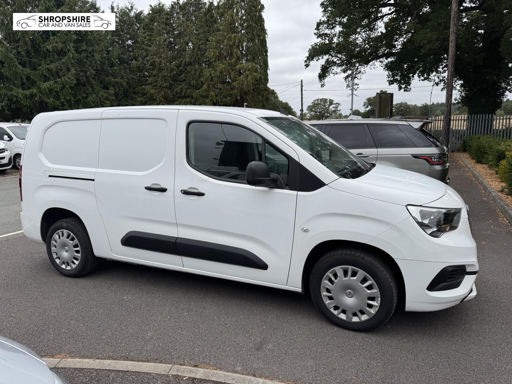 Vauxhall Combo 1.5 Turbo D 2300 Sportive Panel Van 4dr Diesel Manual L2 H1 Euro 6 (s/s) (100 ps)