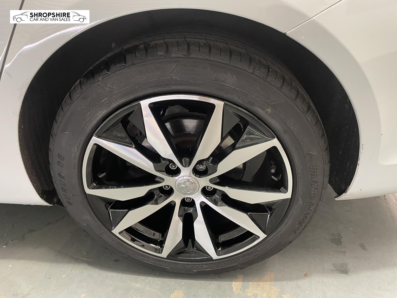 Vauxhall Insignia 1.5i Turbo SRi Grand Sport 5dr Petrol Manual Euro 6 (s/s) (165 ps)