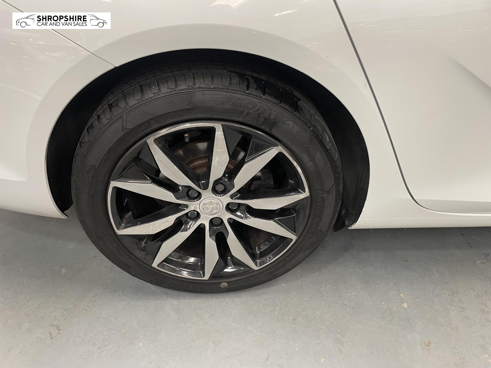 Vauxhall Insignia 1.5i Turbo SRi Grand Sport 5dr Petrol Manual Euro 6 (s/s) (165 ps)