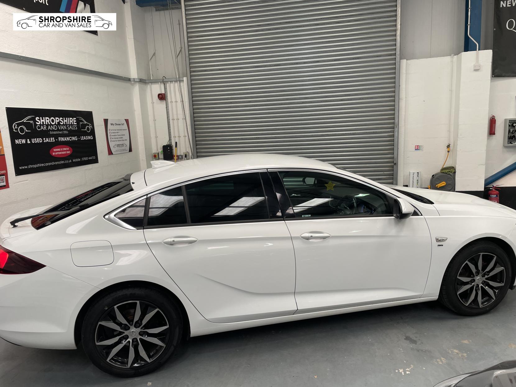 Vauxhall Insignia 1.5i Turbo SRi Grand Sport 5dr Petrol Manual Euro 6 (s/s) (165 ps)