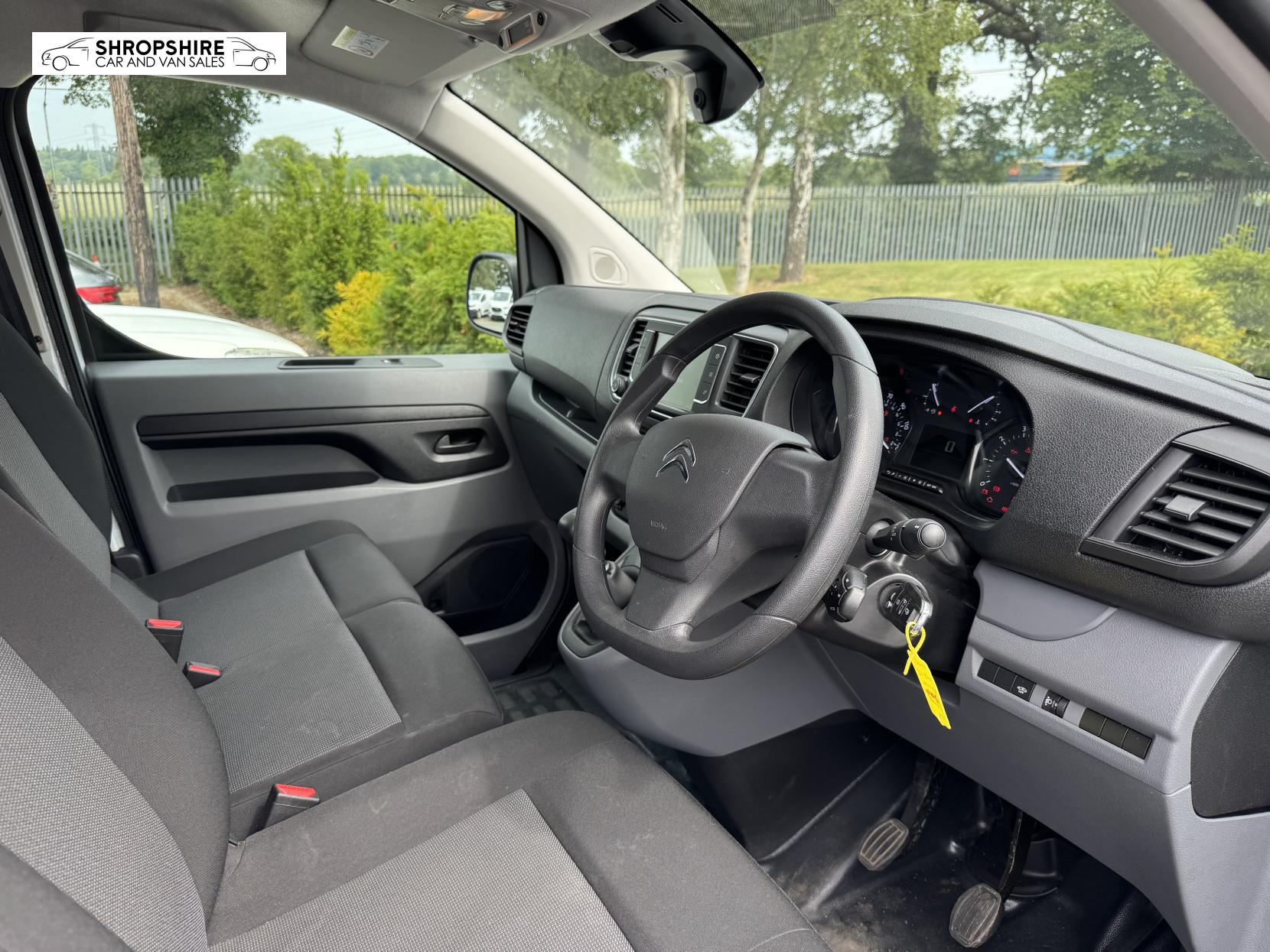 Citroen Dispatch 1.5 BlueHDi 1000 Enterprise Pro M Panel Van 6dr Diesel Manual FWD 2 Euro 6 (s/s) (100 ps)