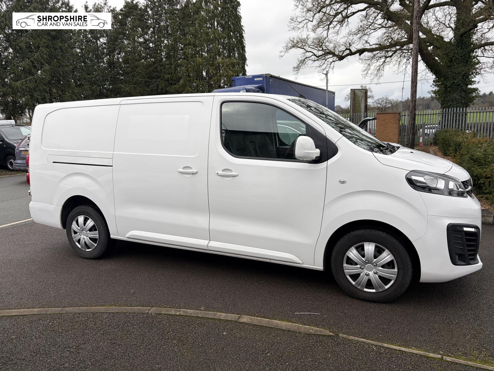 Vauxhall Vivaro 1.5 Turbo D 2900 Sportive Panel Van 5dr Diesel Manual L2 H1 Euro 6 (s/s) (100 ps)