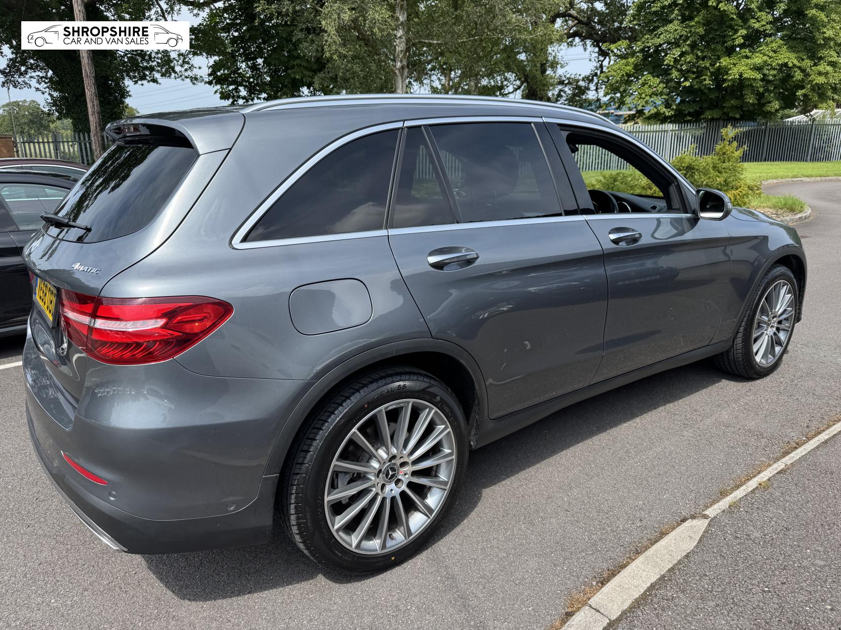 Mercedes-Benz GLC 2.0 GLC250 AMG Line (Premium) SUV 5dr Petrol G-Tronic+ 4MATIC Euro 6 (s/s) (211 ps)
