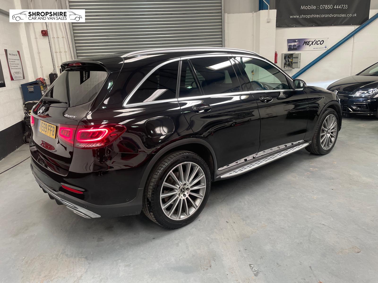 Mercedes-Benz GLC 2.0 GLC300d AMG Line (Premium) SUV 5dr Diesel G-Tronic+ 4MATIC Euro 6 (s/s) (245 ps)