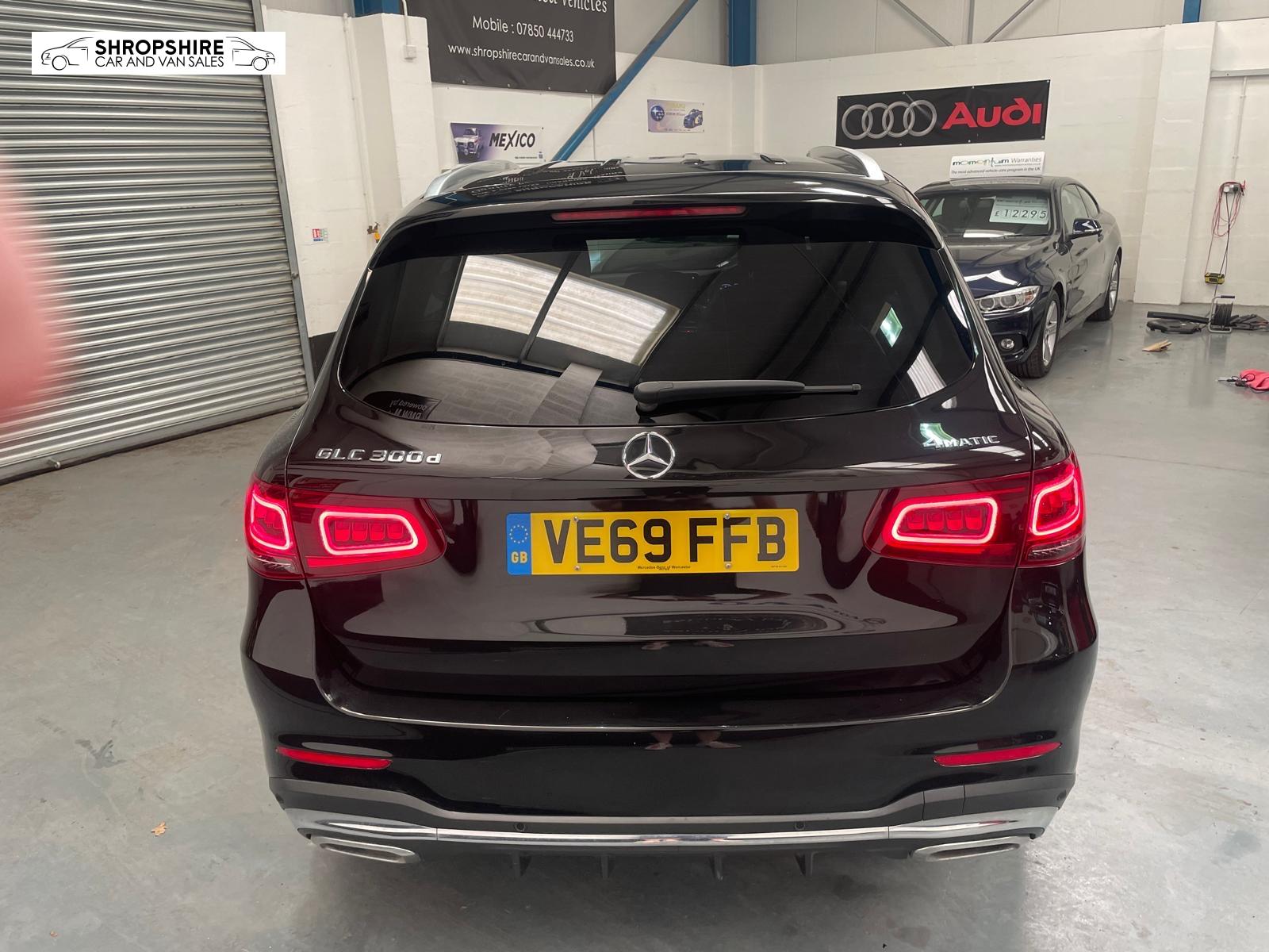 Mercedes-Benz GLC 2.0 GLC300d AMG Line (Premium) SUV 5dr Diesel G-Tronic+ 4MATIC Euro 6 (s/s) (245 ps)