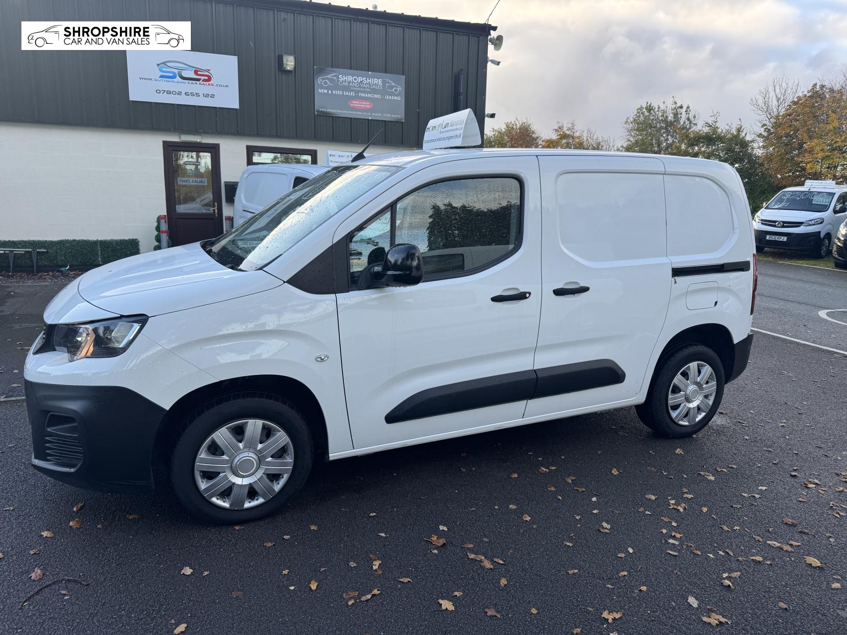 Peugeot Partner 1.5 BlueHDi 1000 Professional Premium Standard Panel Van 5dr Diesel Manual SWB Euro 6 (100 bhp)