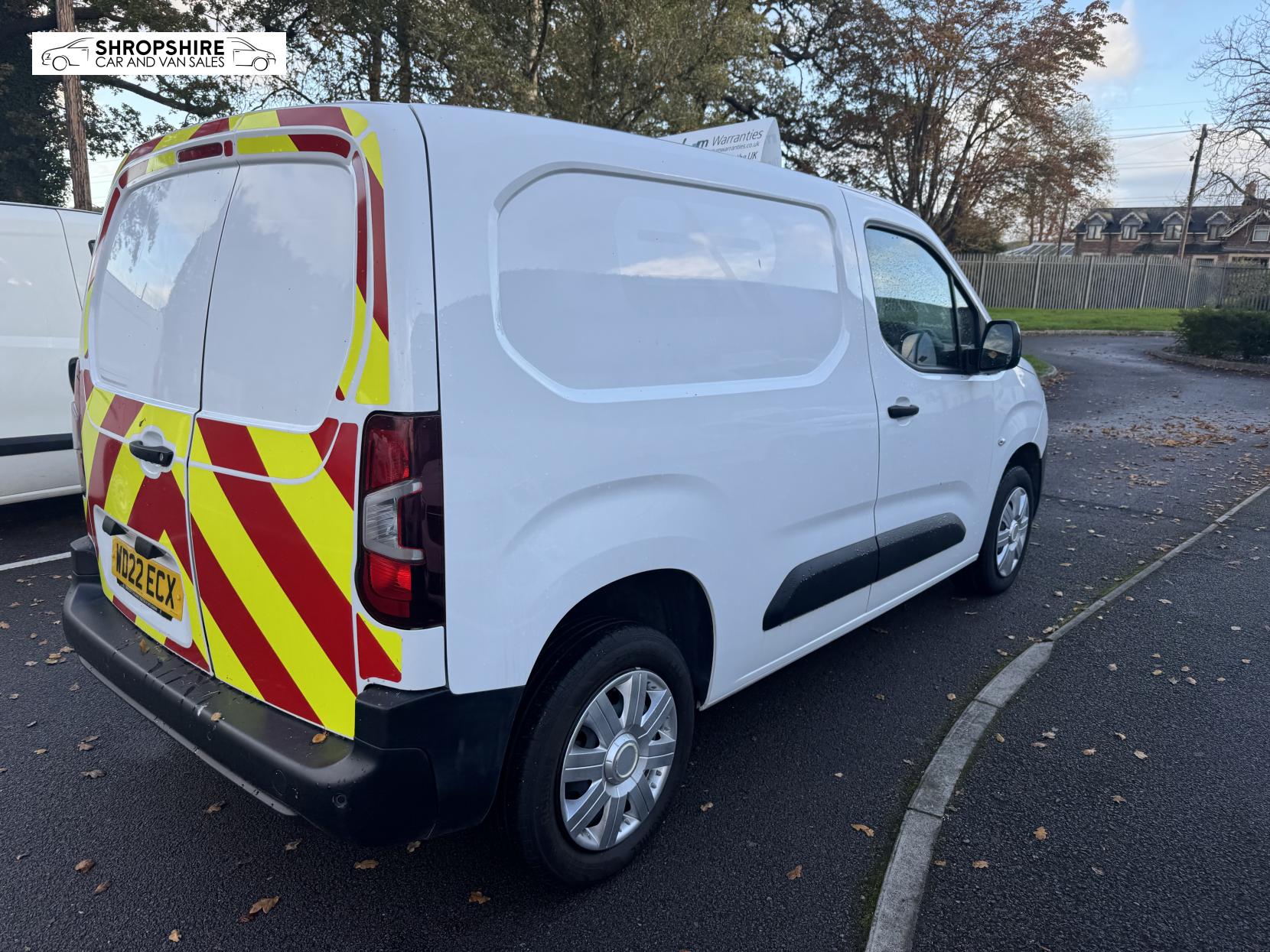 Peugeot Partner 1.5 BlueHDi 1000 Professional Premium Standard Panel Van 5dr Diesel Manual SWB Euro 6 (100 bhp)