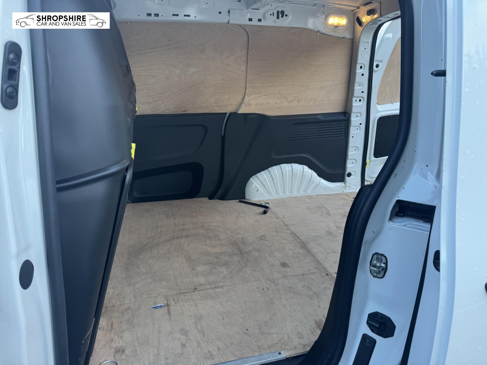 Peugeot Partner 1.5 BlueHDi 1000 Professional Premium Standard Panel Van 5dr Diesel Manual SWB Euro 6 (100 bhp)