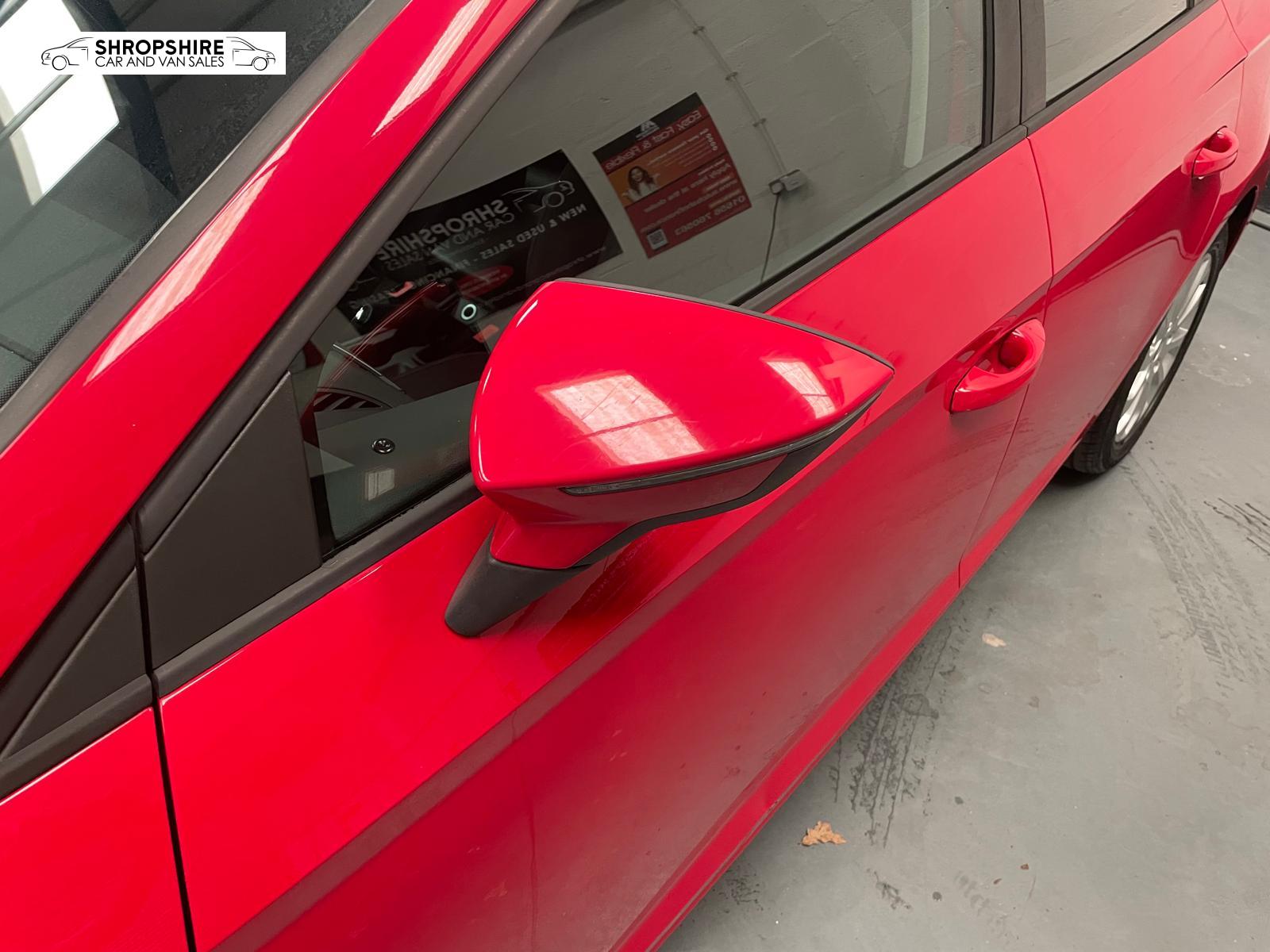 SEAT Leon 2.0 TDI CR SE Sport Tourer 5dr Diesel DSG Euro 5 (s/s) (150 ps)