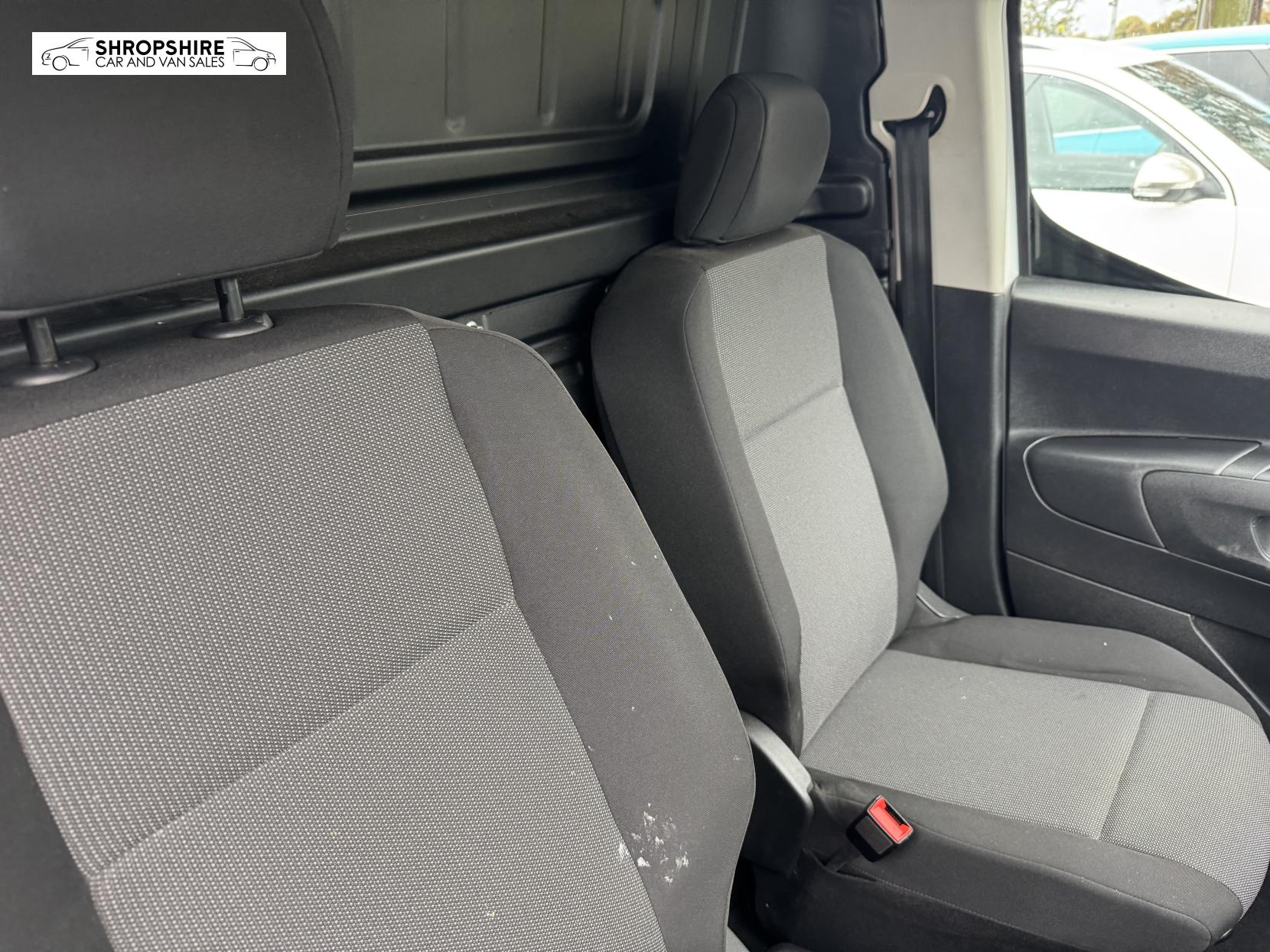 Vauxhall Combo 1.6 Turbo D 2300 Sportive Panel Van 4dr Diesel Manual L1 H1 Euro 6 (s/s) (100 ps)