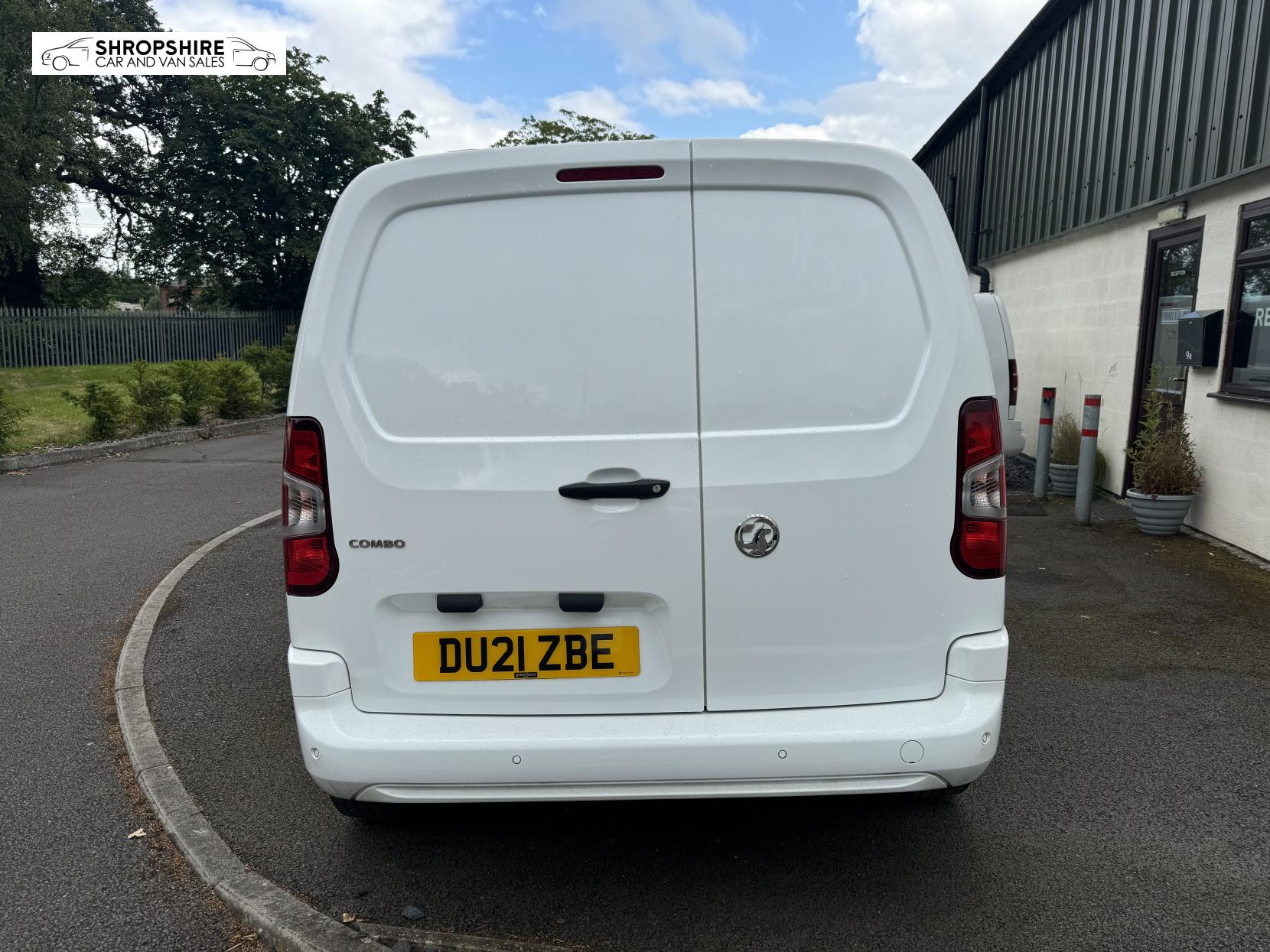 Vauxhall Combo 1.5 Turbo D 2300 Sportive Panel Van 4dr Diesel Manual L1 H1 Euro 6 (100 ps)