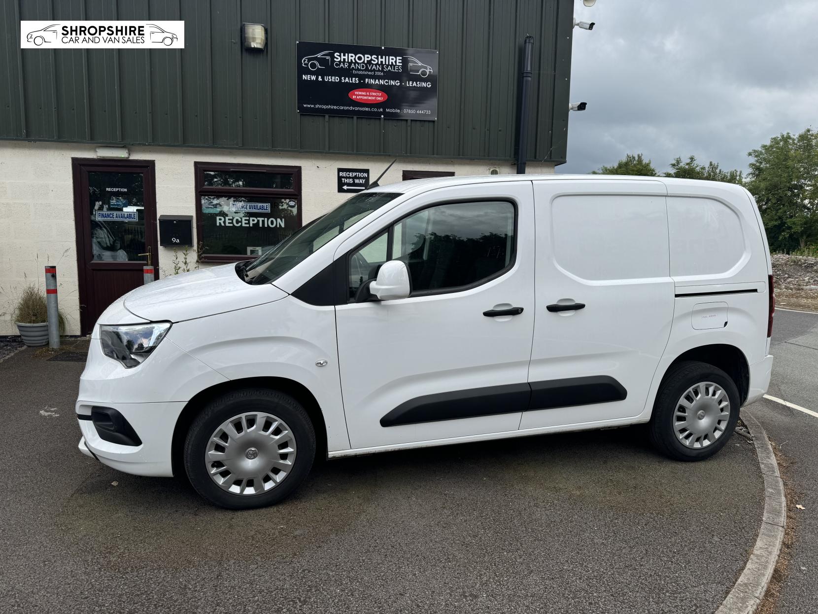 Vauxhall Combo 1.5 Turbo D 2300 Sportive Panel Van 4dr Diesel Manual L1 H1 Euro 6 (100 ps)