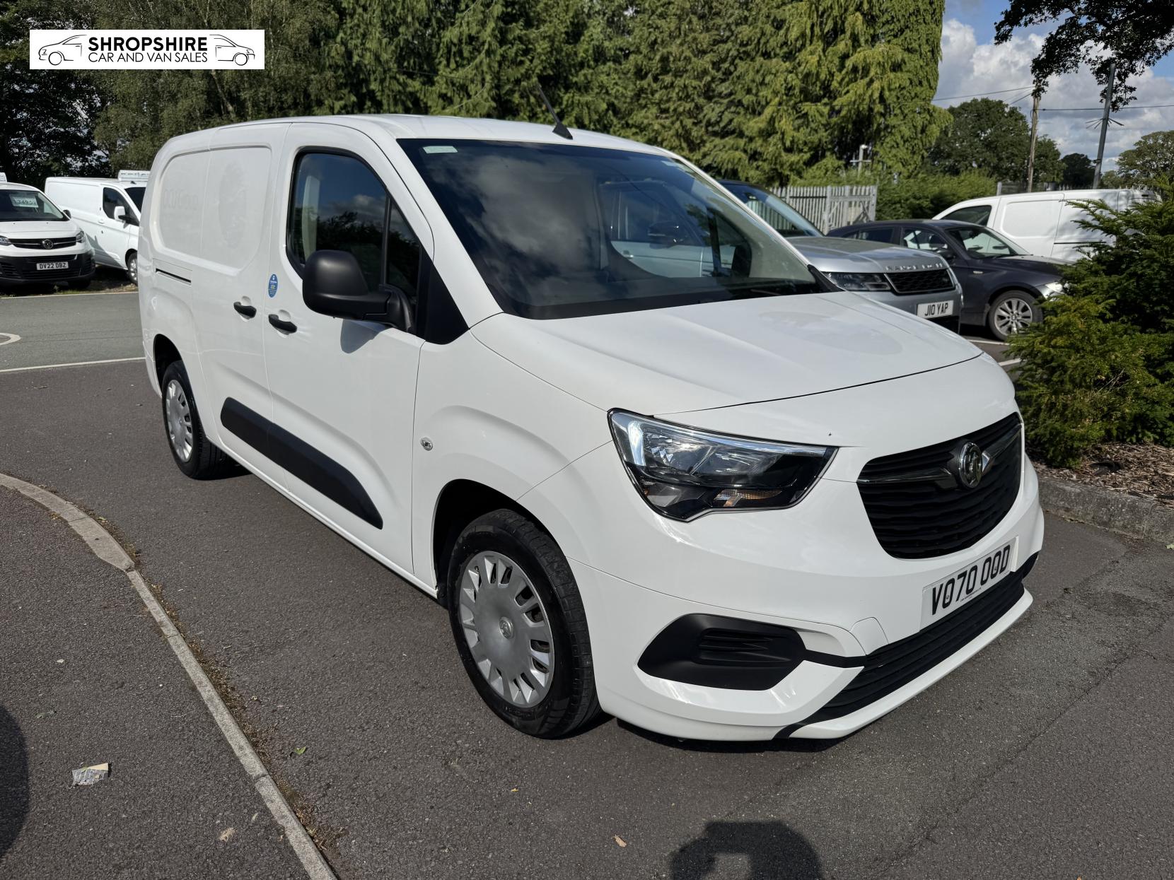 Vauxhall Combo 1.5 Turbo D 2300 Sportive Panel Van 4dr Diesel Manual L2 H1 Euro 6 (s/s) (100 ps)