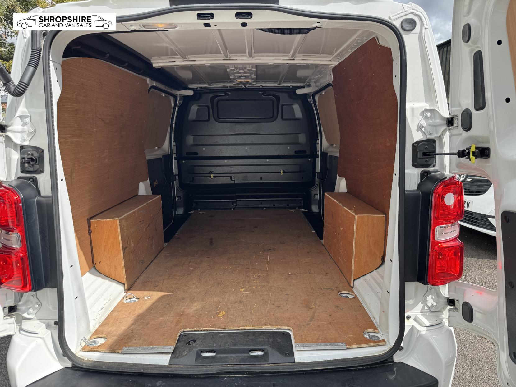 Vauxhall Vivaro 1.5 Turbo D 2900 Sportive Panel Van 5dr Diesel Manual L2 H1 Euro 6 (s/s) (100 ps)