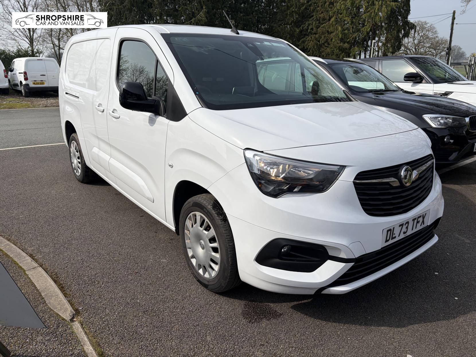 Vauxhall Combo 1.5 Turbo D 2300 Pro Panel Van 6dr Diesel Manual L2 H1 Euro 6 (s/s) (100 ps)