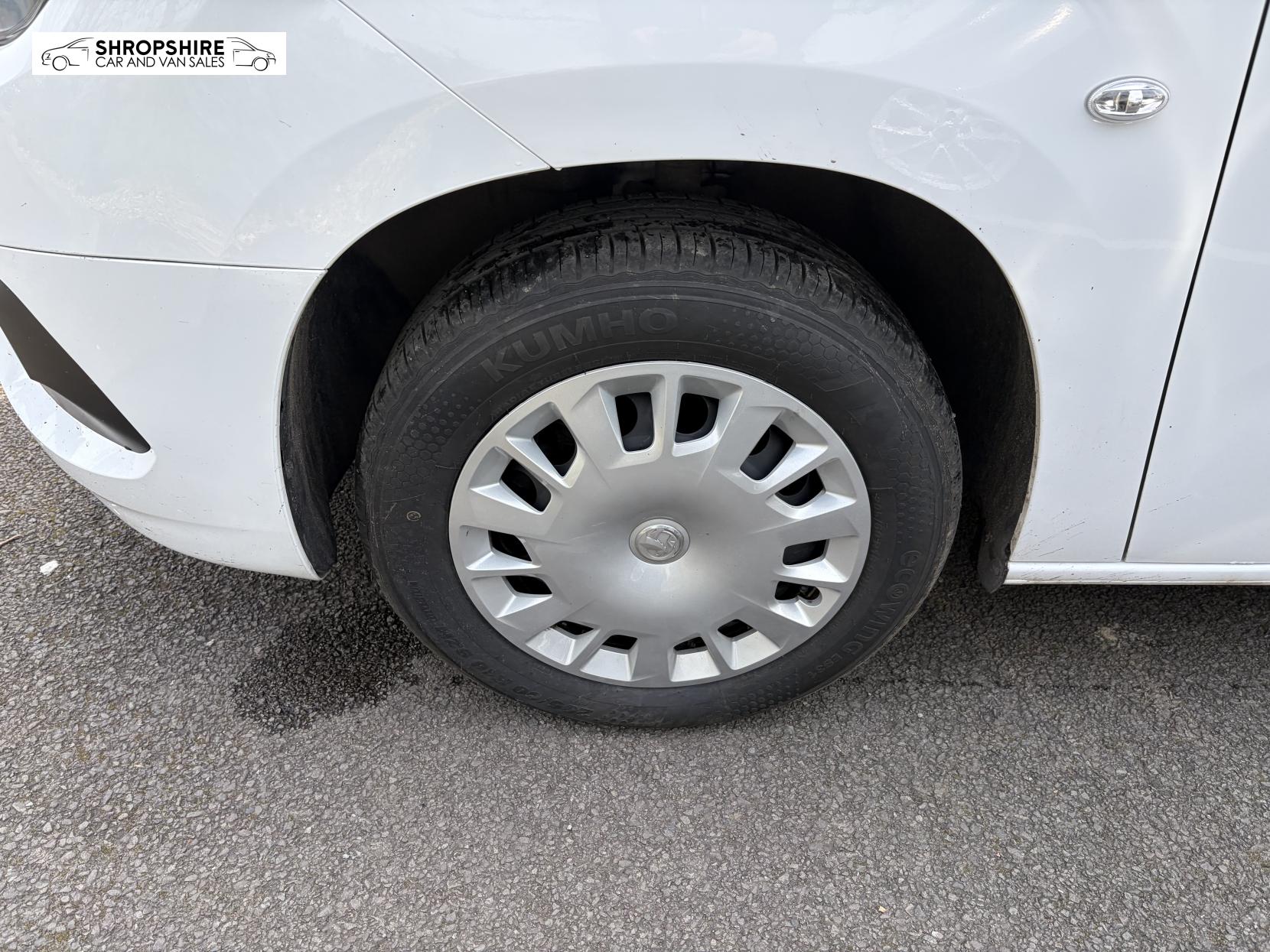 Vauxhall Combo 1.5 Turbo D 2300 Pro Panel Van 6dr Diesel Manual L2 H1 Euro 6 (s/s) (100 ps)