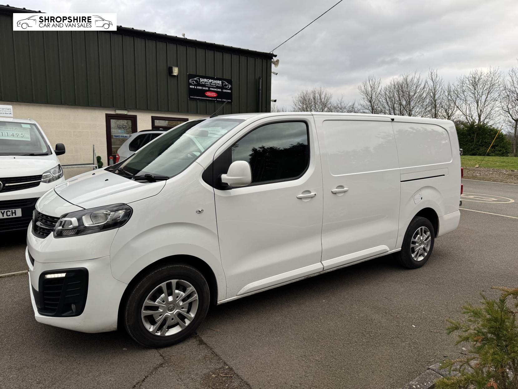 Vauxhall Vivaro 1.5 Turbo D 2900 Sportive Panel Van 5dr Diesel Manual L2 H1 Euro 6 (s/s) (100 ps)