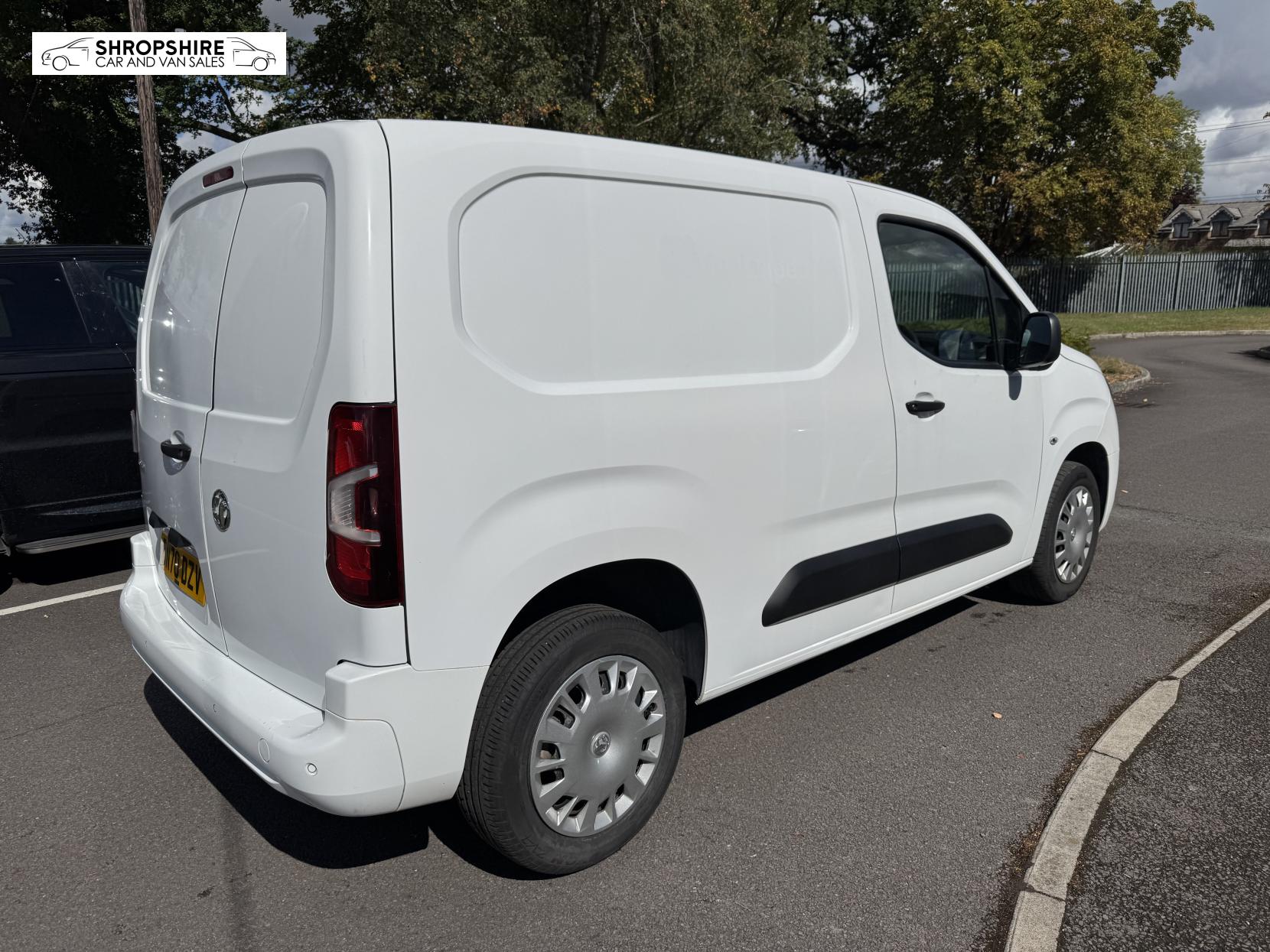 Vauxhall Combo 1.5 Sportive Panel Van (2018 - 2024)