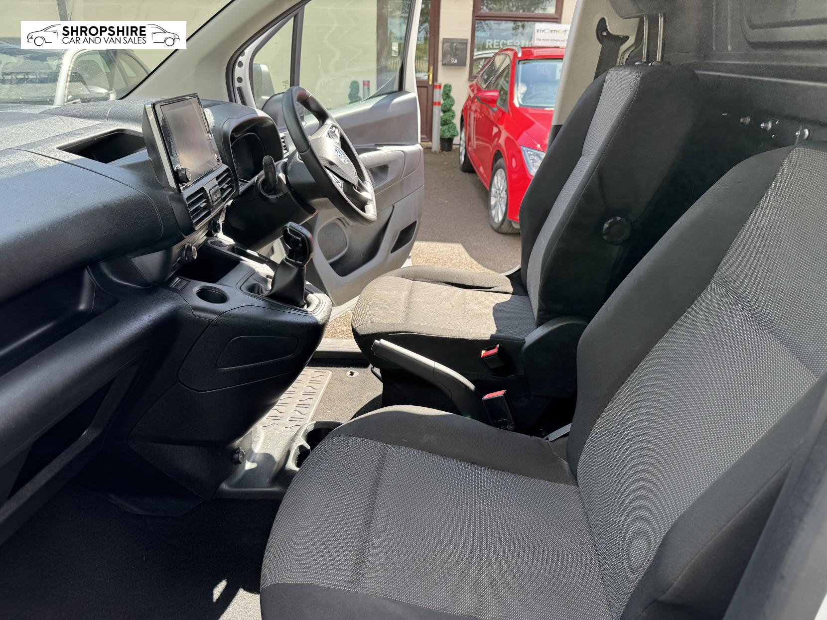 Vauxhall Combo 1.5 Sportive Panel Van (2018 - 2024)