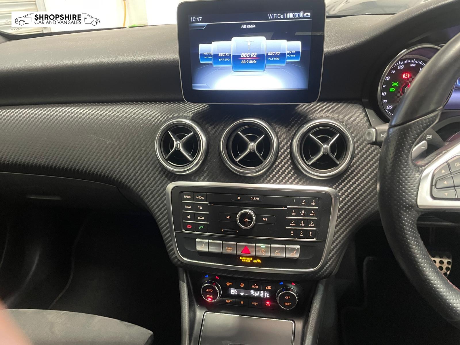 Mercedes-Benz A Class 2.1 A200d AMG Line (Premium) Hatchback 5dr Diesel 7G-DCT Euro 6 (s/s) (136 ps)
