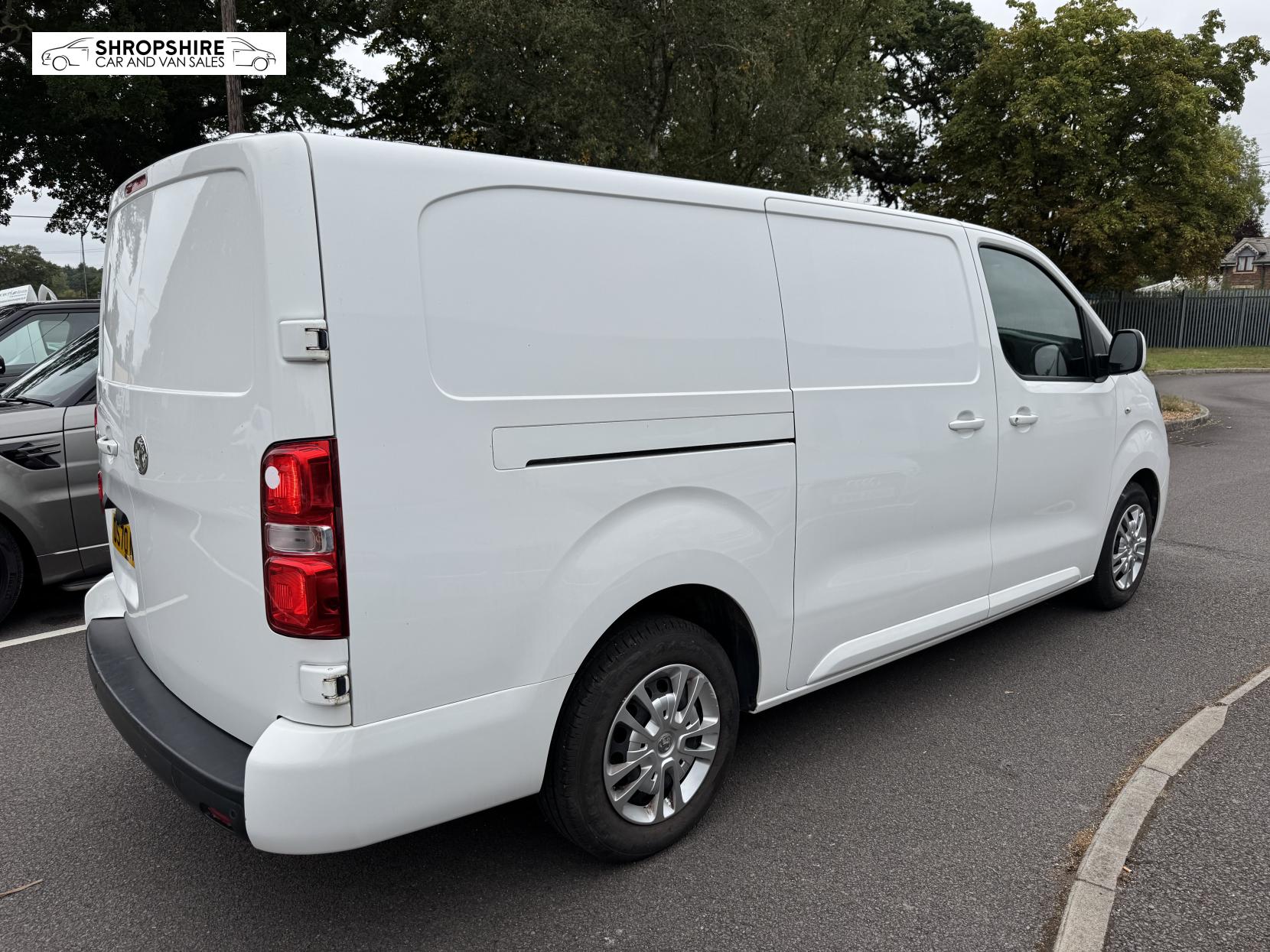 Vauxhall Vivaro 1.5 Turbo D 2900 Sportive Panel Van 5dr Diesel Manual L2 H1 Euro 6 (s/s) (100 ps)