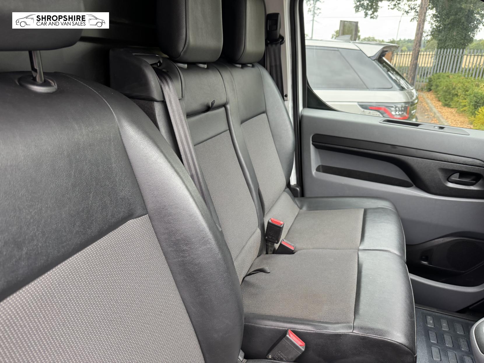 Vauxhall Vivaro 1.5 Turbo D 2900 Sportive Panel Van 5dr Diesel Manual L2 H1 Euro 6 (s/s) (100 ps)