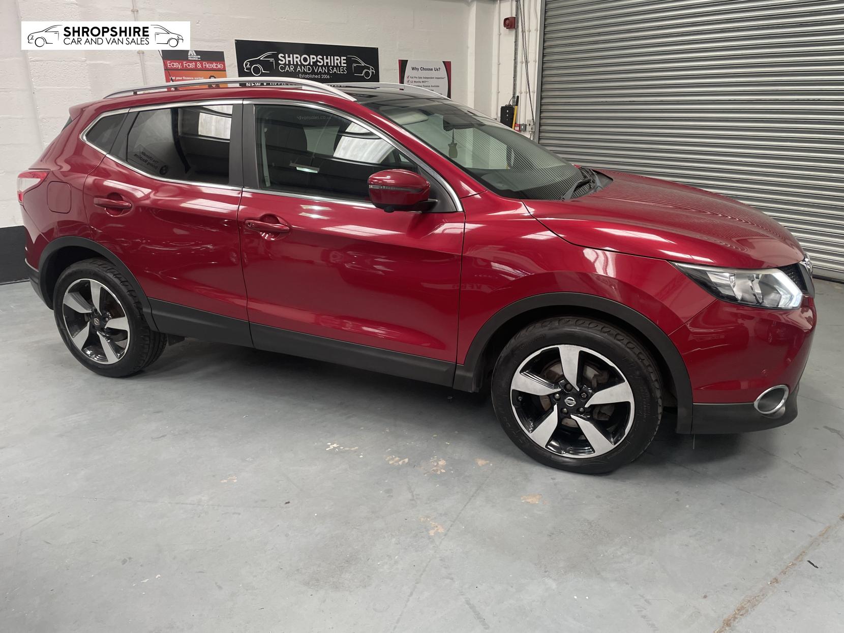 Nissan Qashqai 1.6 dCi n-tec+ SUV 5dr Diesel Manual 2WD Euro 5 (s/s) (130 ps)