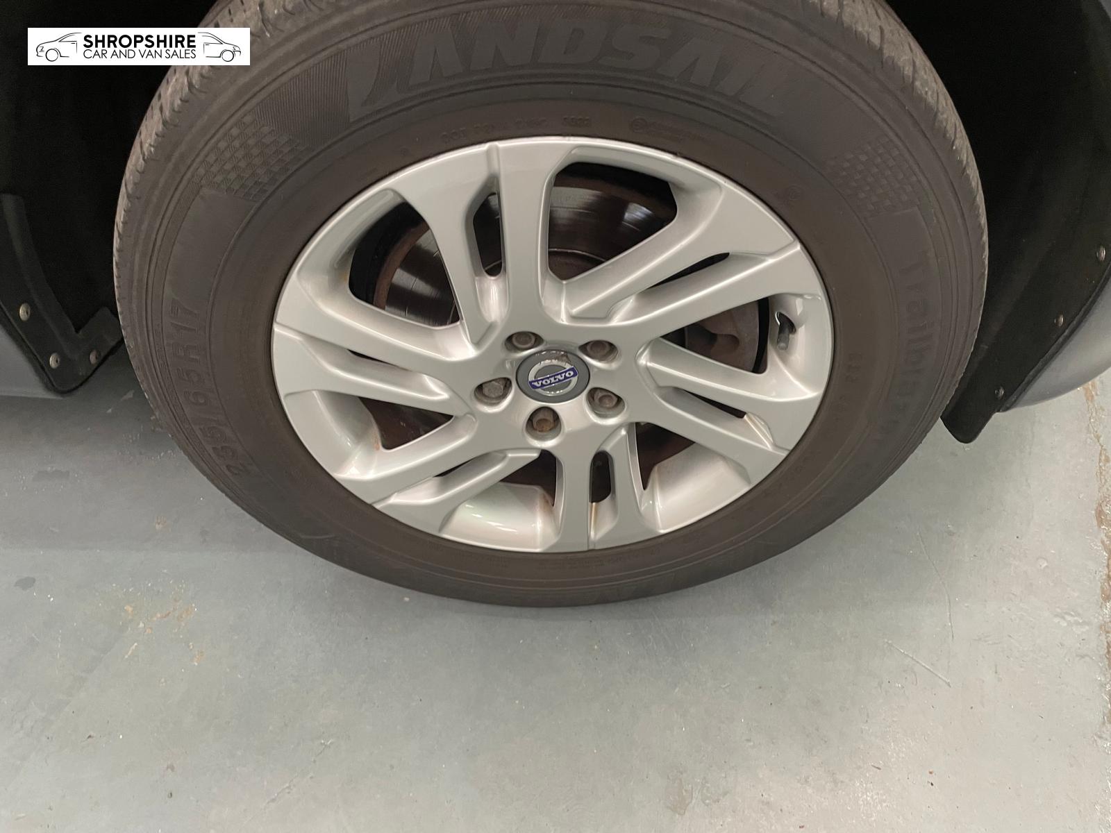 Volvo XC60 2.0 D4 SE Nav SUV 5dr Diesel Manual Euro 6 (s/s) (190 ps)