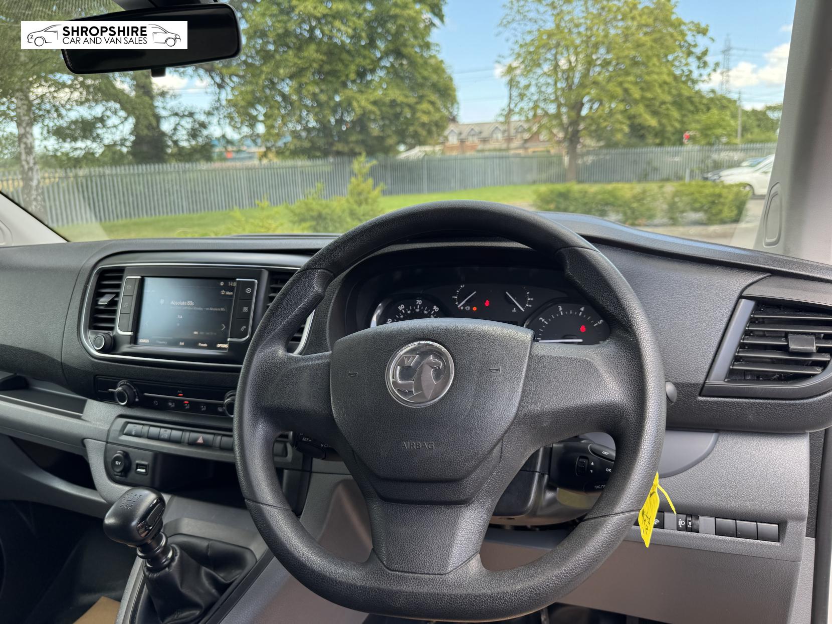 Vauxhall Vivaro 1.5 Turbo D 2900 Dynamic Panel Van 6dr Diesel Manual L2 H1 Euro 6 (s/s) (100 ps)