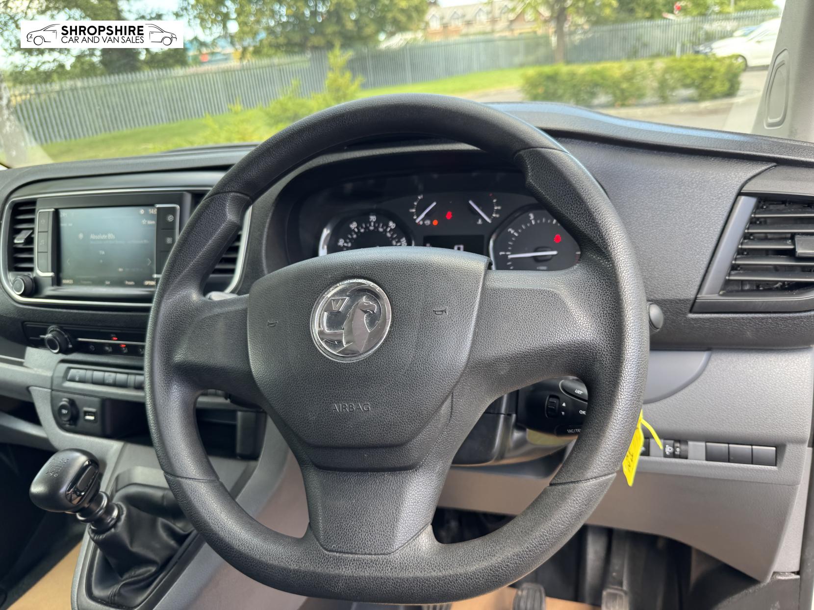 Vauxhall Vivaro 1.5 Turbo D 2900 Dynamic Panel Van 6dr Diesel Manual L2 H1 Euro 6 (s/s) (100 ps)