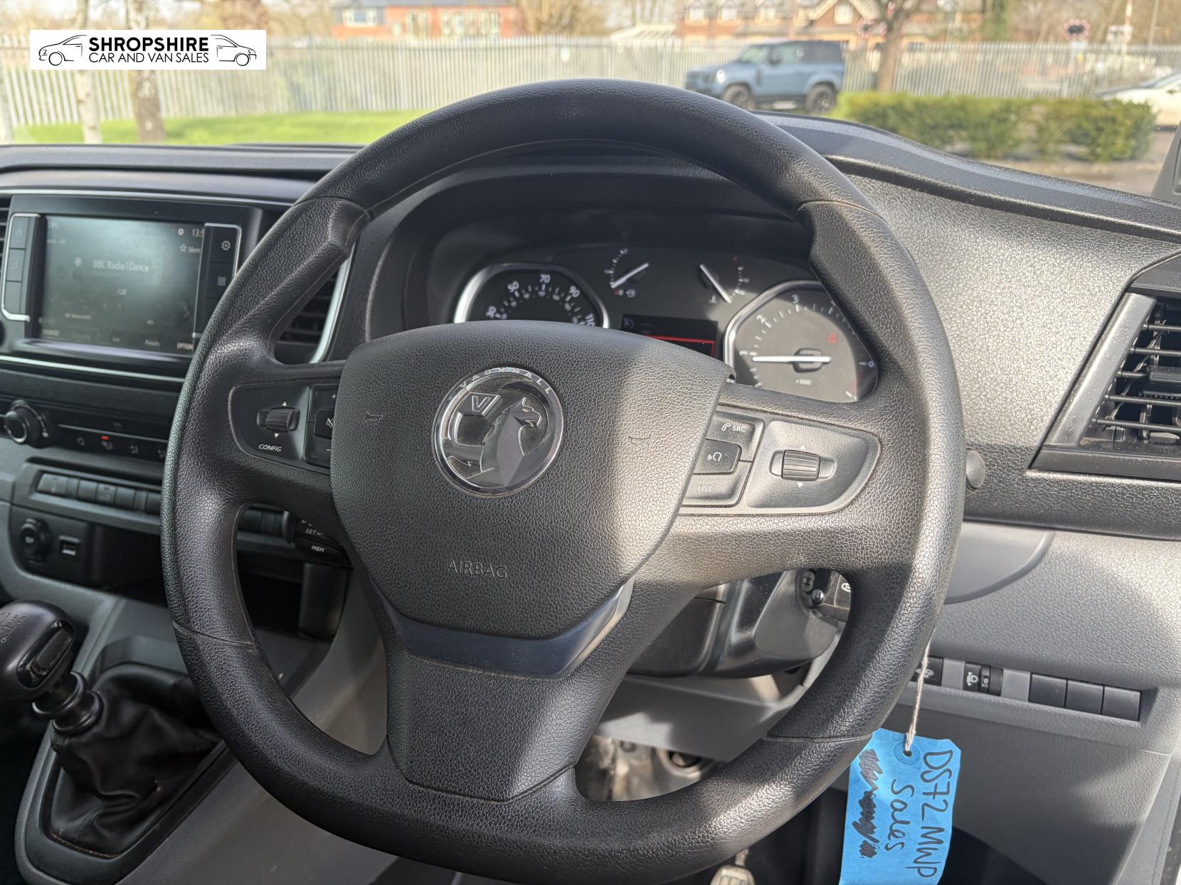 Vauxhall Vivaro 1.5 Turbo D 2900 Dynamic Panel Van 6dr Diesel Manual L2 H1 Euro 6 (s/s) (100 ps)