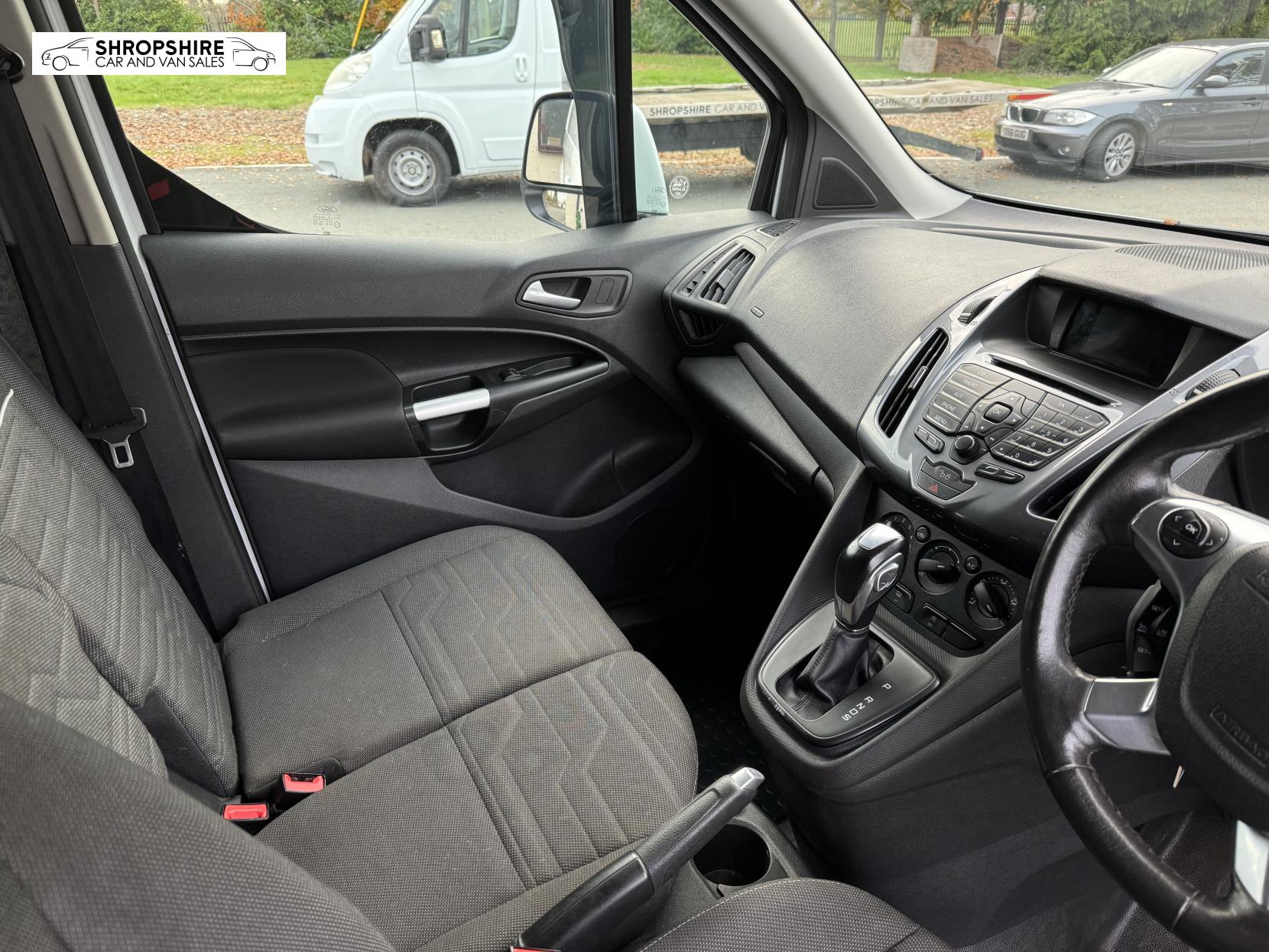 Ford Transit Connect 1.5 TDCi 240 Limited Panel Van 5dr Diesel Powershift L2 H1 (129 g/km, 118 bhp)