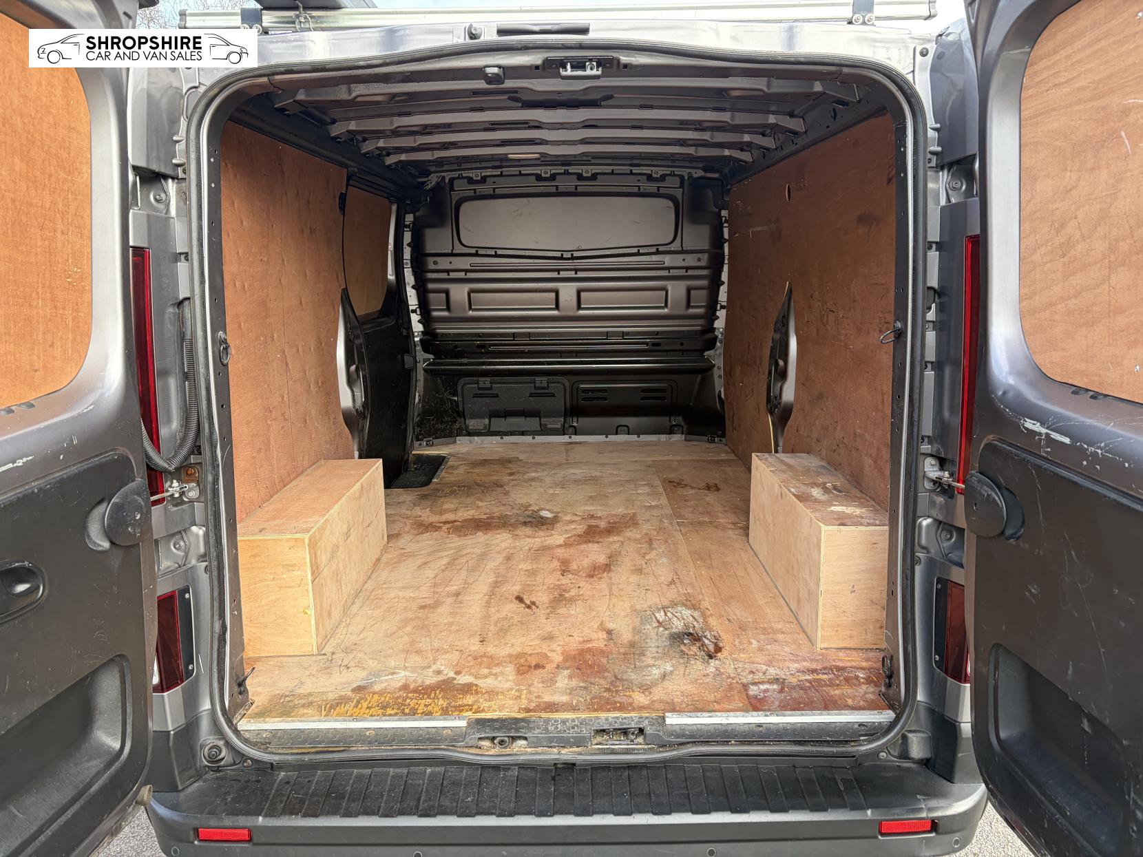 Renault Trafic 1.6 dCi ENERGY 29 Sport Nav Panel Van 5dr Diesel Manual LWB Standard Roof Euro 6 (s/s) (125 ps)