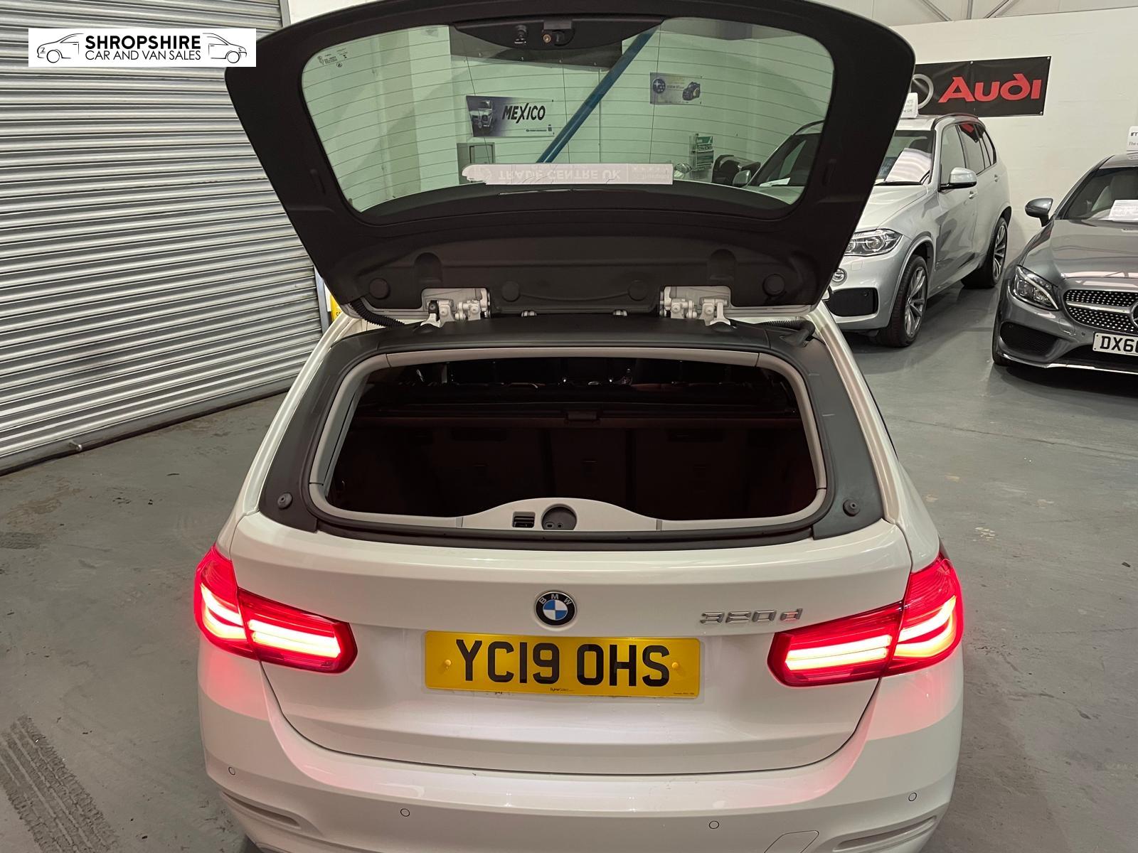 BMW 3 Series 2.0 320d ED Plus Touring 5dr Diesel Manual Euro 6 (s/s) (163 ps)