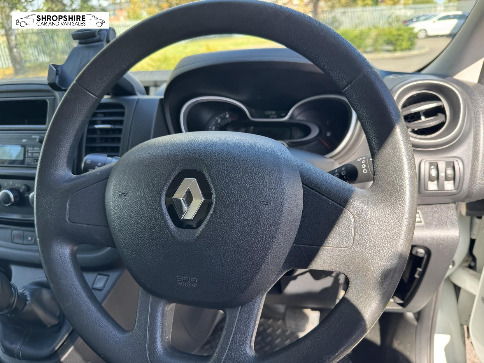Renault Trafic 2.0 dCi ENERGY 30 Business+ Panel Van 5dr Diesel Manual SWB Standard Roof Euro 6 (s/s) (120 ps)