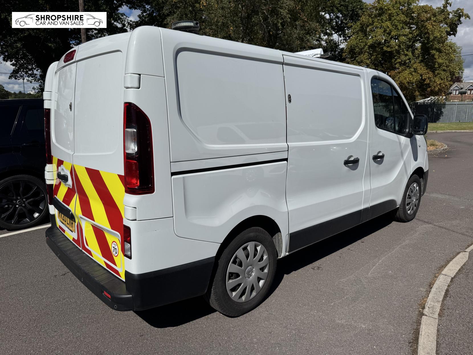 Renault Trafic 2.0 dCi ENERGY 30 Business+ Panel Van 5dr Diesel Manual SWB Standard Roof Euro 6 (s/s) (120 ps)