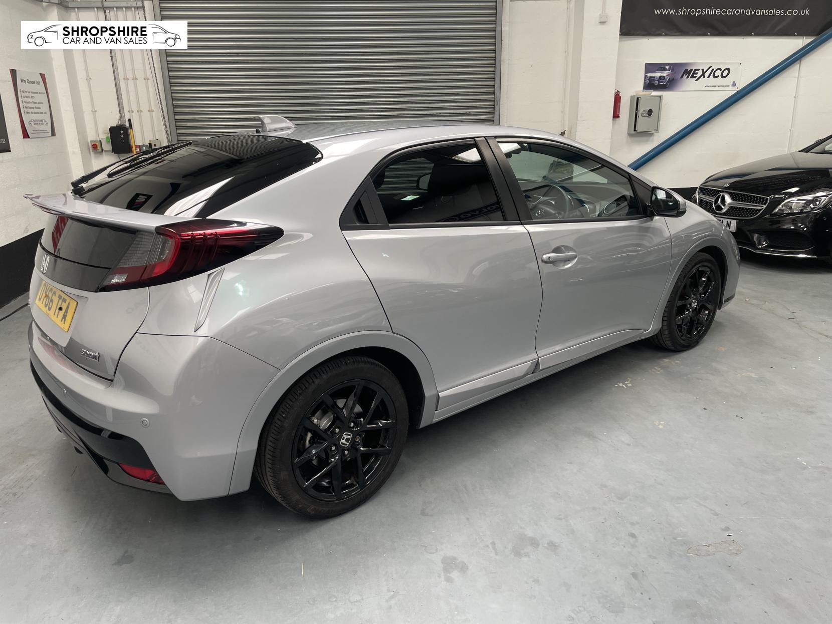Honda Civic 1.6 i-DTEC Sport Hatchback 5dr Diesel Manual Euro 5 (s/s) (120 ps)