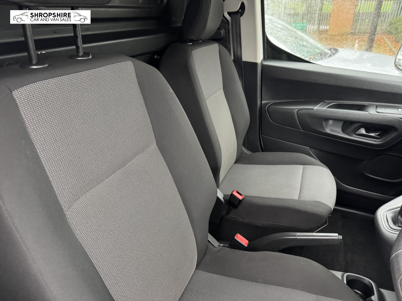 Vauxhall Combo 1.5 Turbo D 2000 Sportive Panel Van 4dr Diesel Manual L1 H1 Euro 6 (s/s) (100 ps)