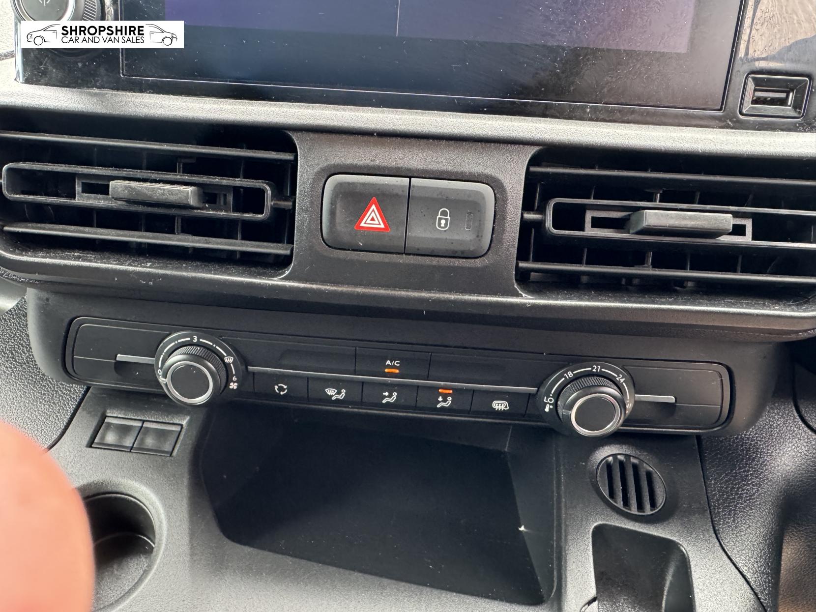 Vauxhall Combo 1.5 Turbo D 2300 Sportive Panel Van 4dr Diesel Manual L1 H1 Euro 6 (100 ps)