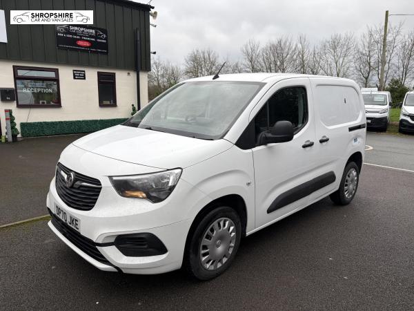 Vauxhall Combo 1.6 Turbo D 2300 Sportive Panel Van 4dr Diesel Manual L1 H1 Euro 6 (s/s) (100 ps)