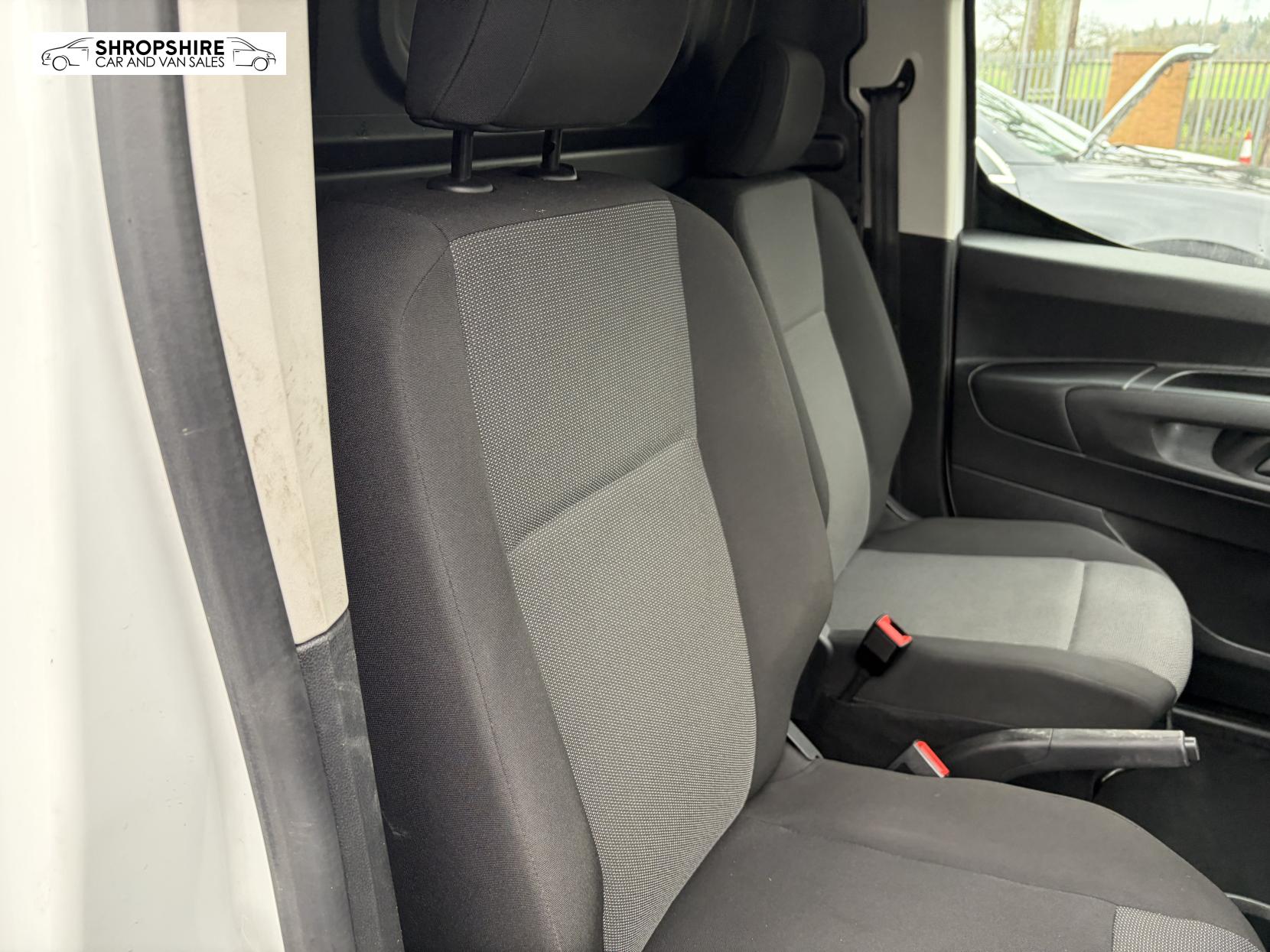 Vauxhall Combo 1.6 Turbo D 2300 Sportive Panel Van 4dr Diesel Manual L1 H1 Euro 6 (s/s) (100 ps)