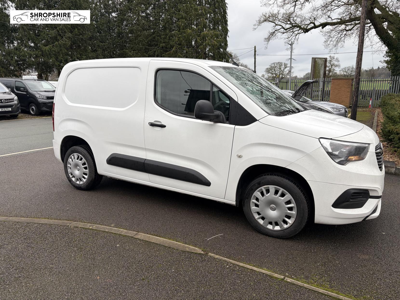 Vauxhall Combo 1.6 Turbo D 2300 Sportive Panel Van 4dr Diesel Manual L1 H1 Euro 6 (s/s) (100 ps)